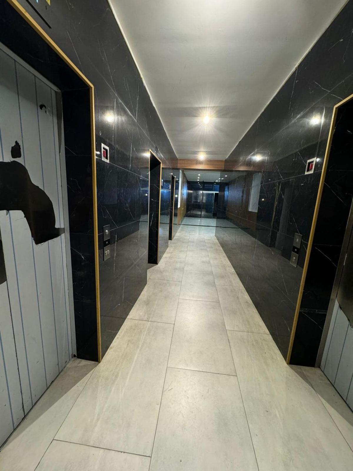 Moonlight Apart-Hotel Batoumi Extérieur photo